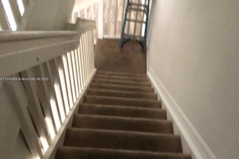 Townhouse in Riviera Beach, Florida 3 bedrooms, 122.45 sq.m. № 1961354 - photo 5