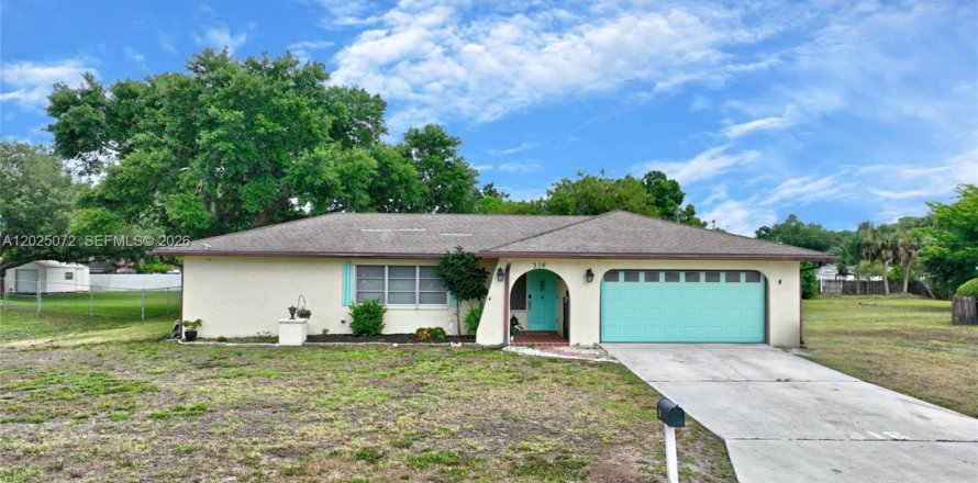 Villa ou maison à Lehigh Acres, Floride 4 chambres № 2088302