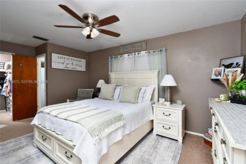 Villa ou maison à vendre à Lehigh Acres, Floride: 4 chambres № 2088302 - photo 25