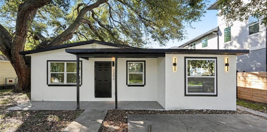 Villa ou maison à Tampa, Floride 3 chambres, 97.92 m2 № 2416346