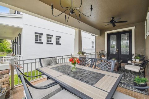 House in New Port Richey, Florida 4 bedrooms, 245.26 sq.m. № 1769935 - photo 4