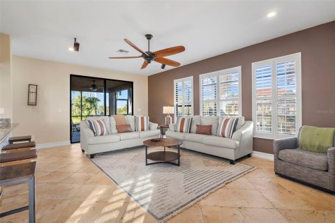 House in Port Charlotte, Florida 3 bedrooms, 251.49 sq.m. № 1634555 - photo 7