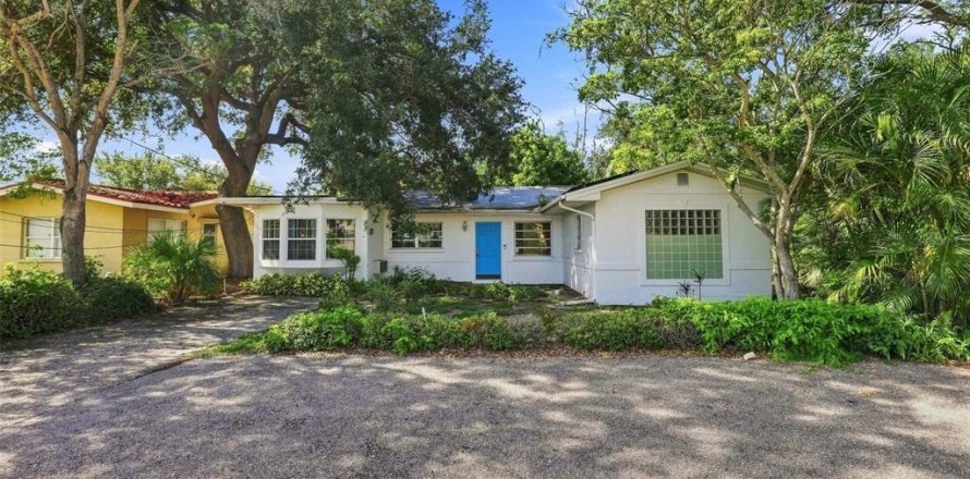 Villa ou maison à Sarasota, Floride 2 chambres, 129.6 m2 № 2299666