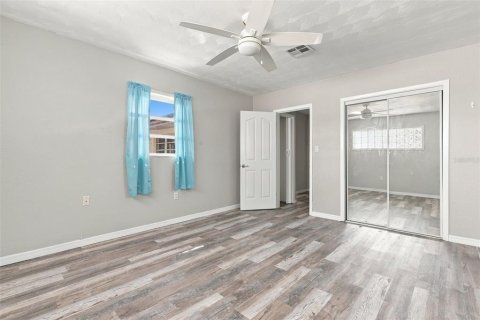Villa ou maison à vendre à Sarasota, Floride: 2 chambres, 129.6 m2 № 2299666 - photo 21