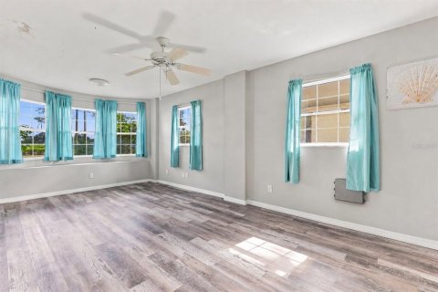 Villa ou maison à vendre à Sarasota, Floride: 2 chambres, 129.6 m2 № 2299666 - photo 19