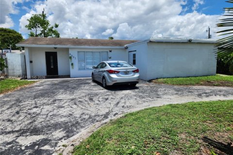 Villa ou maison à Hollywood, Floride 3 chambres, 127.74 m2 № 2193950