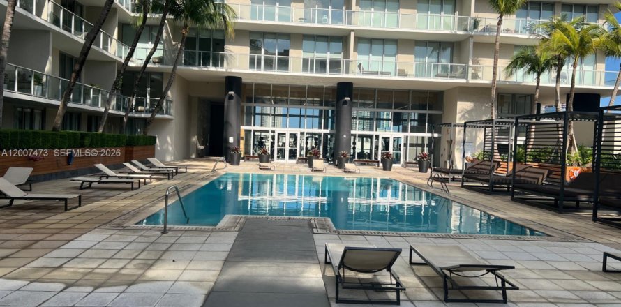 Condo à Miami, Floride, 2 chambres  № 2145685
