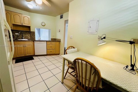 Купить кондоминиум в Майами, Флорида 1 спальня, 96.25м2, № 1931794 - фото 29