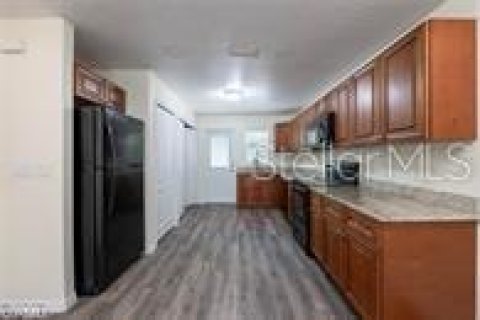 Appartement à louer à Citrus Springs, Floride: 2 chambres, 83.61 m2 № 1771071 - photo 2
