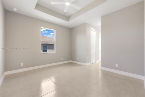 House in LaBelle, Florida 4 bedrooms, 154.4 sq.m. № 2035078 - photo 22