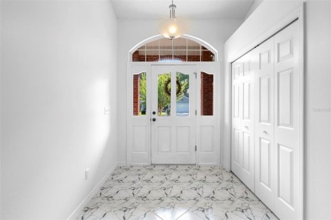House in DeLand, Florida 4 bedrooms, 207.82 sq.m. № 1769077 - photo 3