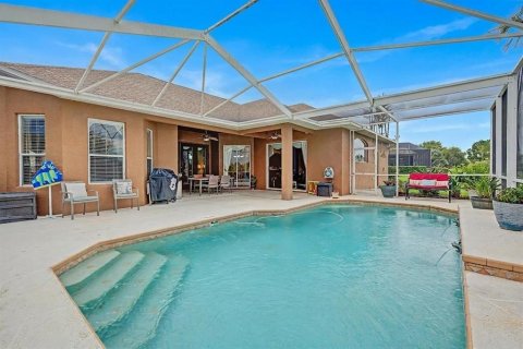 House in Dade City, Florida 4 bedrooms, 254.65 sq.m. № 2259535 - photo 25