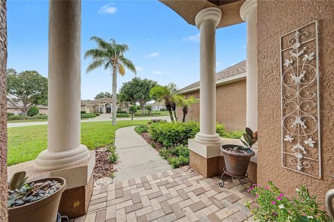 House in Dade City, Florida 4 bedrooms, 254.65 sq.m. № 2259535 - photo 2