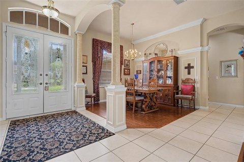 House in Dade City, Florida 4 bedrooms, 254.65 sq.m. № 2259535 - photo 17