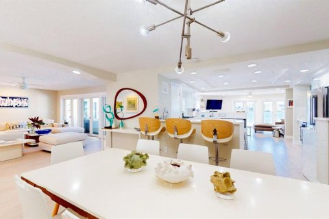 Casa en alquiler en Saint Pete Beach, Florida, 4 dormitorios, 243.59 m2 № 1900237 - foto 12