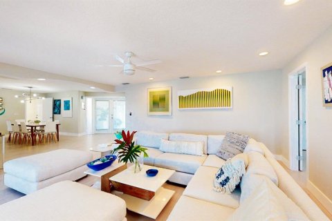Casa en alquiler en Saint Pete Beach, Florida, 4 dormitorios, 243.59 m2 № 1900237 - foto 16