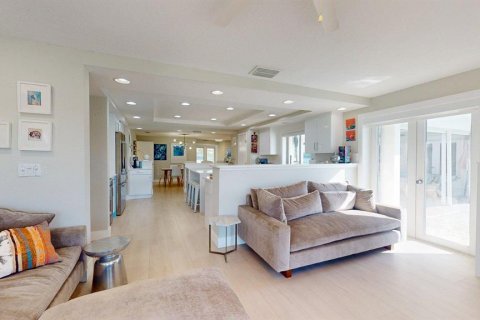 Casa en alquiler en Saint Pete Beach, Florida, 4 dormitorios, 243.59 m2 № 1900237 - foto 30