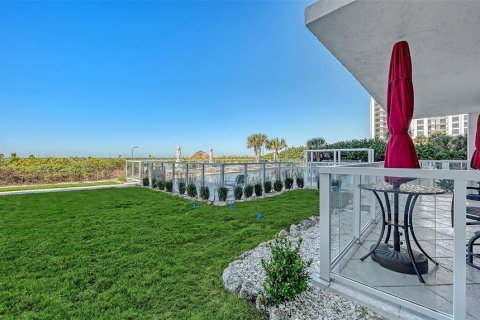 Copropriété à vendre à Longboat Key, Floride: 2 chambres, 136.75 m2 № 2434533 - photo 27