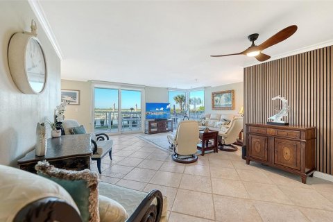 Copropriété à vendre à Longboat Key, Floride: 2 chambres, 136.75 m2 № 2434533 - photo 2