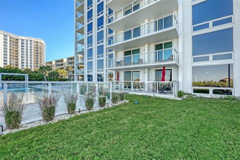 Copropriété à vendre à Longboat Key, Floride: 2 chambres, 136.75 m2 № 2434533 - photo 28