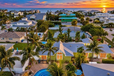 Condo à Holmes Beach, Floride, 2 chambres  № 2426040