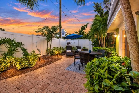 Copropriété à vendre à Holmes Beach, Floride: 2 chambres, 96.43 m2 № 2426040 - photo 8
