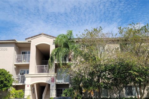 Copropriété à louer à Coconut Creek, Floride: 1 chambre, 72.28 m2 № 2384905 - photo 5