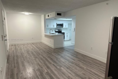 Copropriété à louer à Coconut Creek, Floride: 1 chambre, 72.28 m2 № 2384905 - photo 22