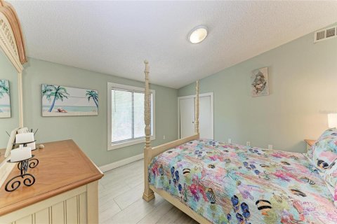 House in Venice, Florida 3 bedrooms, 126.63 sq.m. № 2091905 - photo 29
