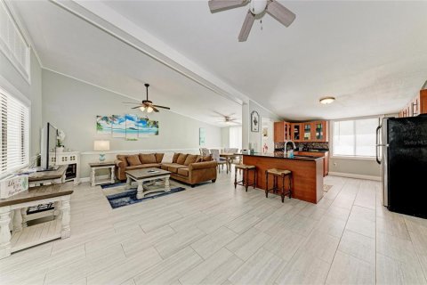 House in Venice, Florida 3 bedrooms, 126.63 sq.m. № 2091905 - photo 12