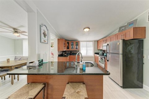 House in Venice, Florida 3 bedrooms, 126.63 sq.m. № 2091905 - photo 15