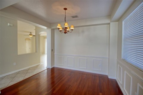 House in Winter Garden, Florida 4 bedrooms, 235.23 sq.m. № 1912321 - photo 5