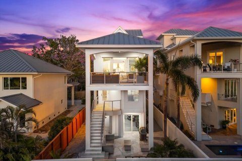 Casa en venta en Sarasota, Florida, 4 dormitorios, 276.01 m2 № 1718689 - foto 2