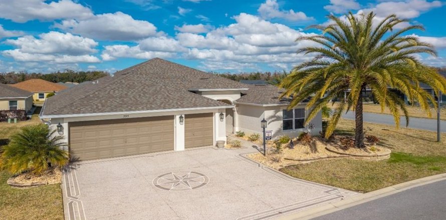 Villa ou maison à The Villages, Floride 3 chambres, 188.87 m2 № 2121159