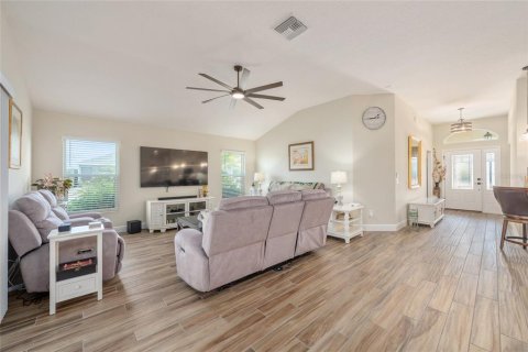 Villa ou maison à vendre à The Villages, Floride: 3 chambres, 188.87 m2 № 2121159 - photo 12