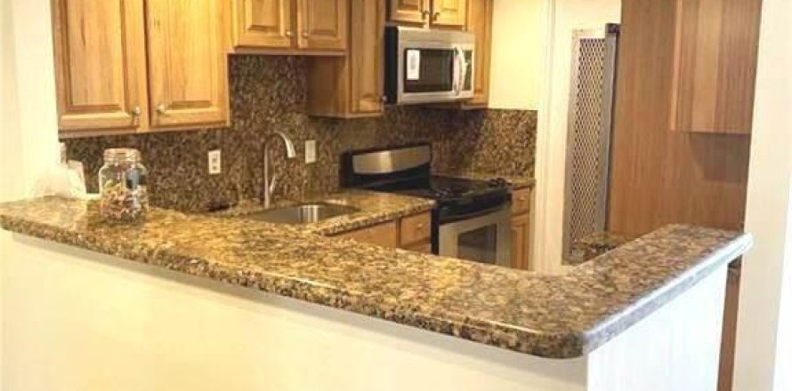 Condo in Deerfield Beach, Florida, 2 bedrooms  № 2382913
