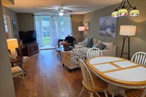 Condo in Deerfield Beach, Florida, 2 bedrooms  № 2382913 - photo 4