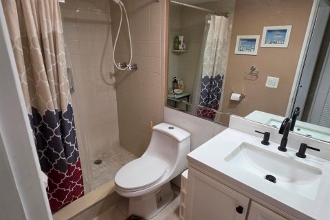 Condo in Deerfield Beach, Florida, 2 bedrooms  № 2382913 - photo 18