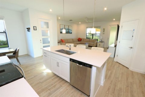 Touwnhouse à vendre à Port St. Lucie, Floride: 3 chambres, 178 m2 № 2087441 - photo 15