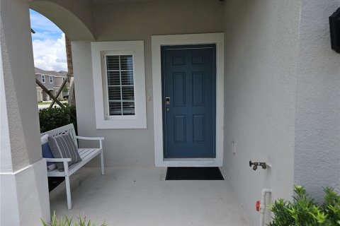 Touwnhouse à louer à Wesley Chapel, Floride: 3 chambres, 127.55 m2 № 2378251 - photo 3