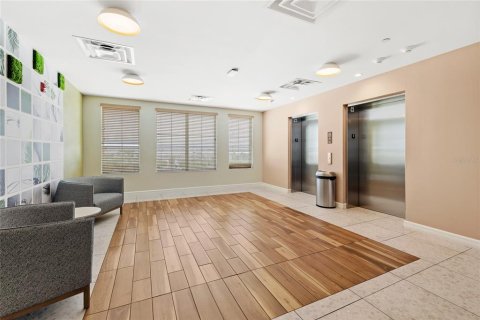 Condo in Kissimmee, Florida, 2 bedrooms  № 2393396 - photo 26
