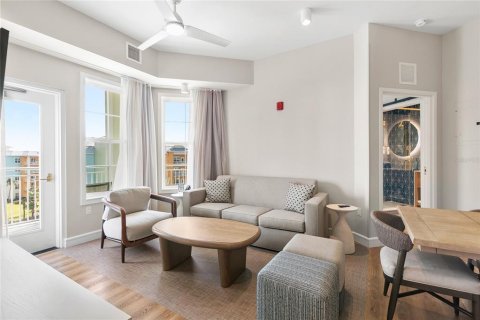 Condo in Kissimmee, Florida, 2 bedrooms  № 2393396 - photo 6