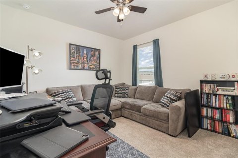 House in Wildwood, Florida 5 bedrooms, 248.42 sq.m. № 1586809 - photo 24