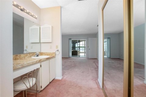 House in Deltona, Florida 3 bedrooms, 182.09 sq.m. № 1680129 - photo 24
