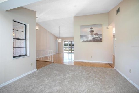 House in Deltona, Florida 3 bedrooms, 182.09 sq.m. № 1680129 - photo 10