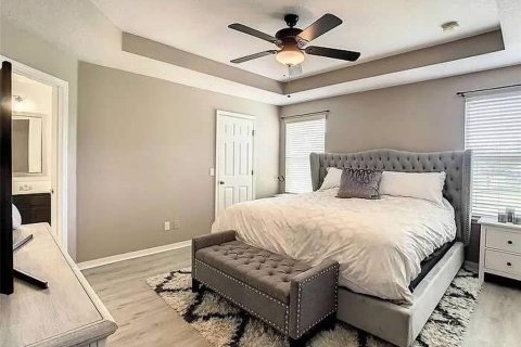 House in Winter Garden, Florida 5 bedrooms, 205.5 sq.m. № 1808210 - photo 10