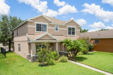 House in Winter Garden, Florida 5 bedrooms, 205.5 sq.m. № 1808210 - photo 15