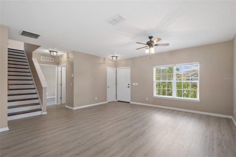 House in Winter Garden, Florida 5 bedrooms, 205.5 sq.m. № 1808210 - photo 20