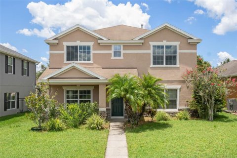 House in Winter Garden, Florida 5 bedrooms, 205.5 sq.m. № 1808210 - photo 1
