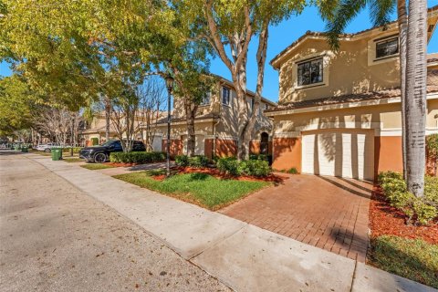 Touwnhouse à vendre à Weston, Floride: 4 chambres, 166.3 m2 № 2023255 - photo 3